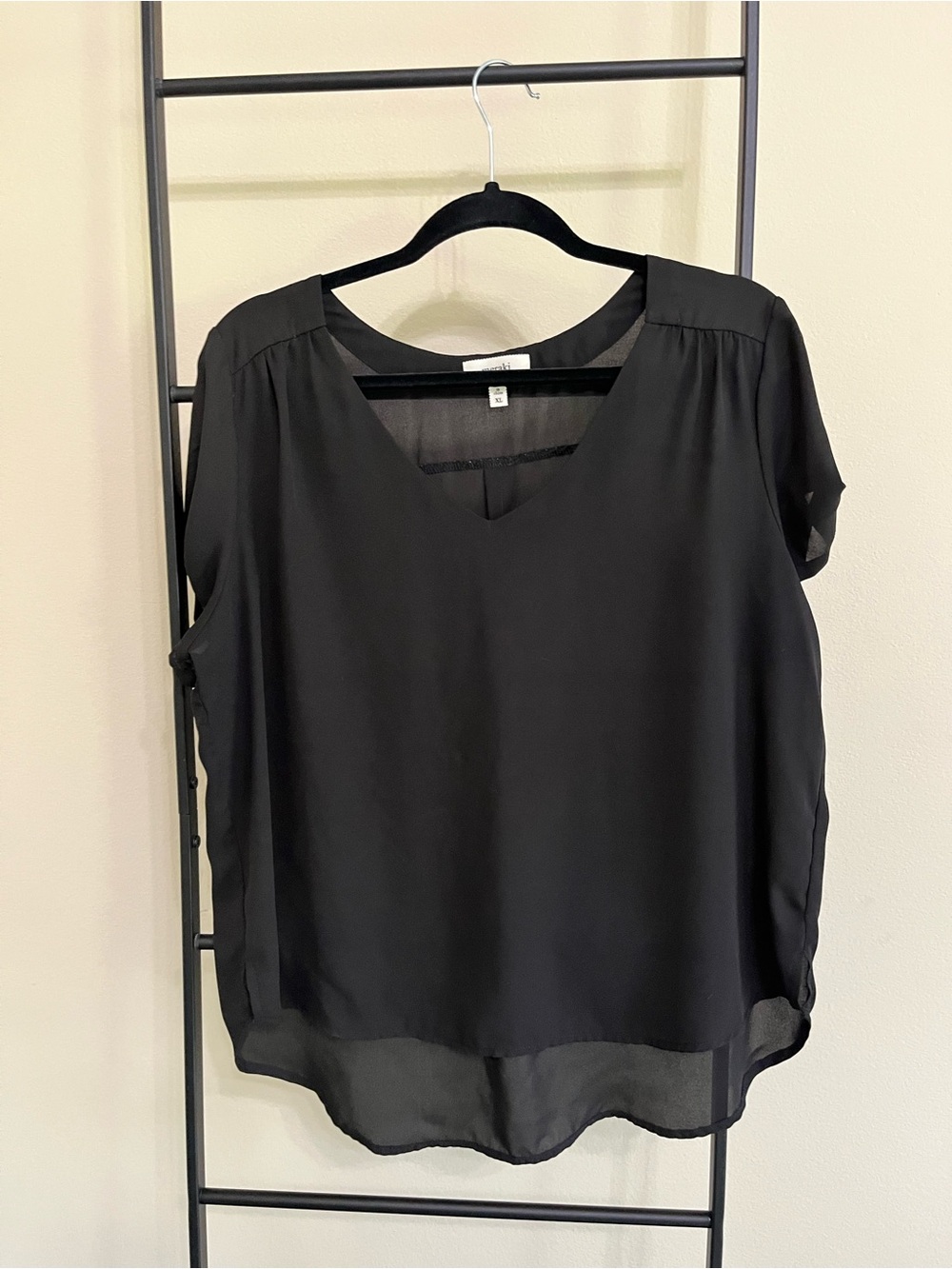 Meraki Semi Sheer Black Top XL Button Sleeve Detail Minimalist Popover Elegance